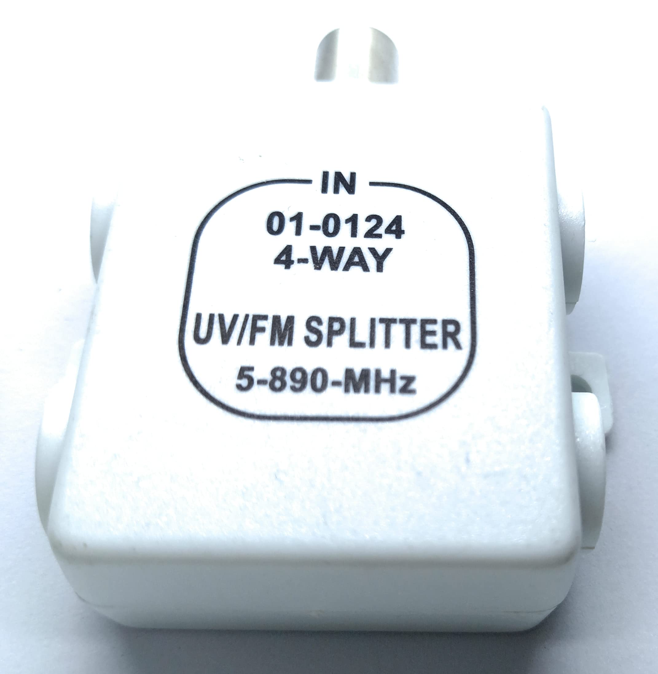 DRUT 1 Input to 4 Output TVs RF Splitter 4 Way UV FM VHF Aerial Cable Adapter
