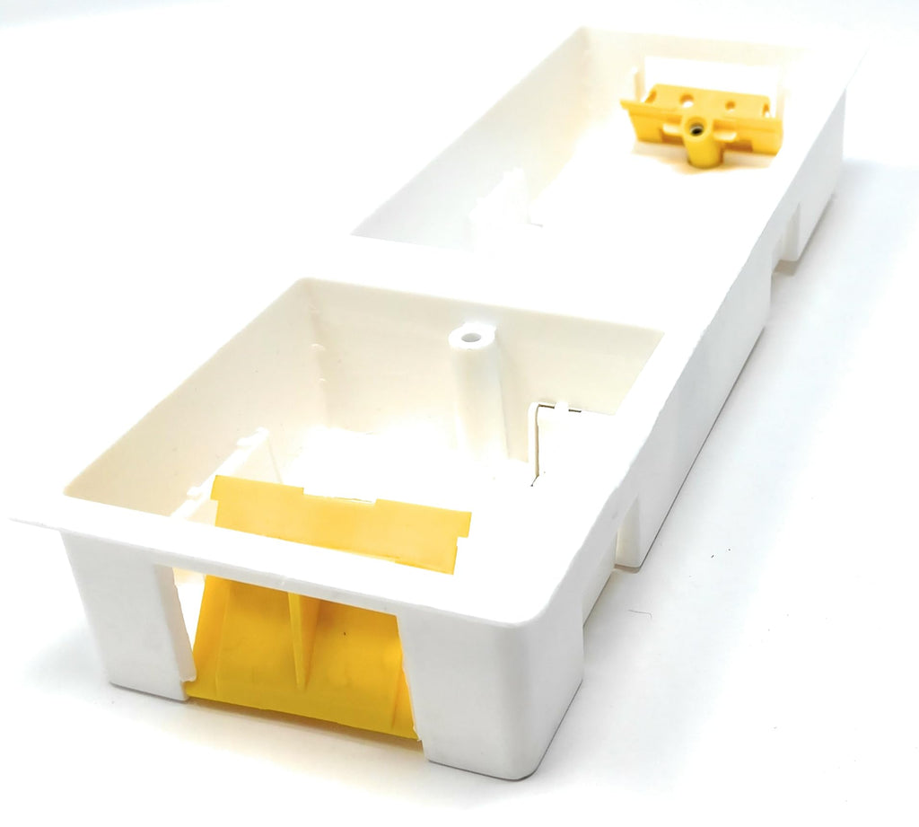 3 Gang (2 1) Dry Lining Back Plasterboard Box, Pattress Box with Adjustable Lugs 35mm, for Faceplate