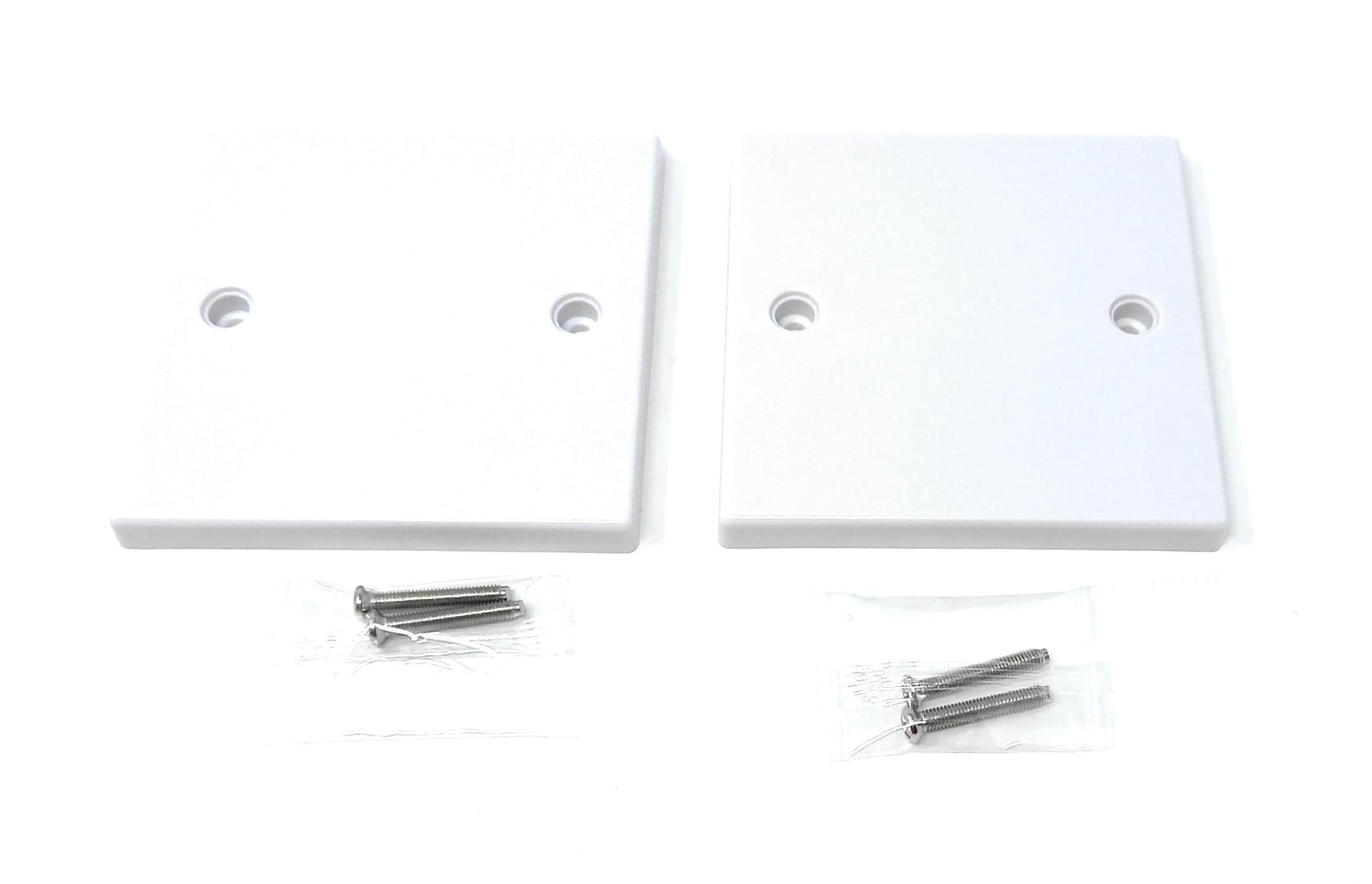 Single Blanking Plate Cover for Electrical Sockets Back Box White Finish, With Screws (86mm x 86mm)