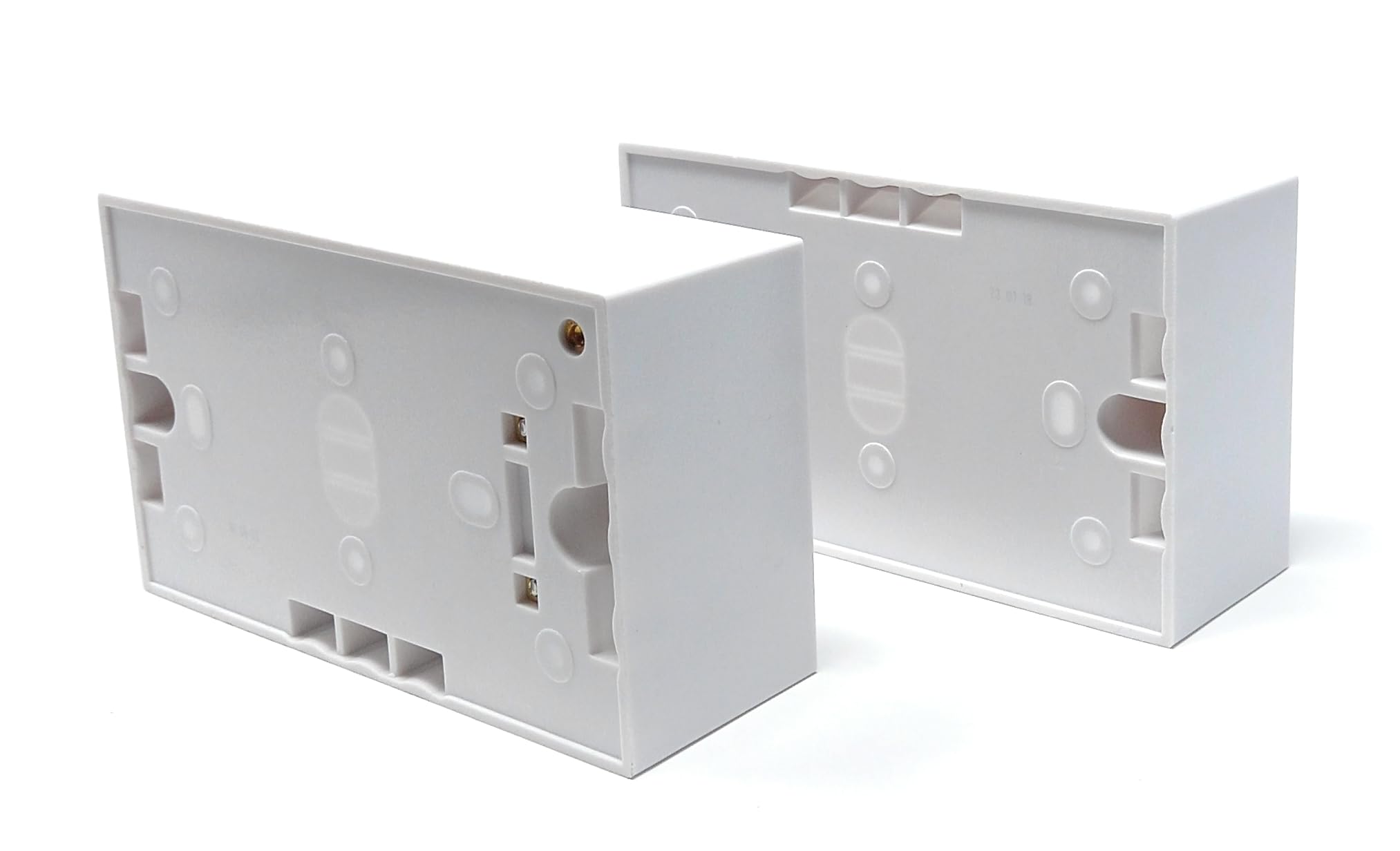 Dual 2 Gang Surface Mount Back Box Pattress Box (47mm Deep) Fitted With Earth Terminals, White