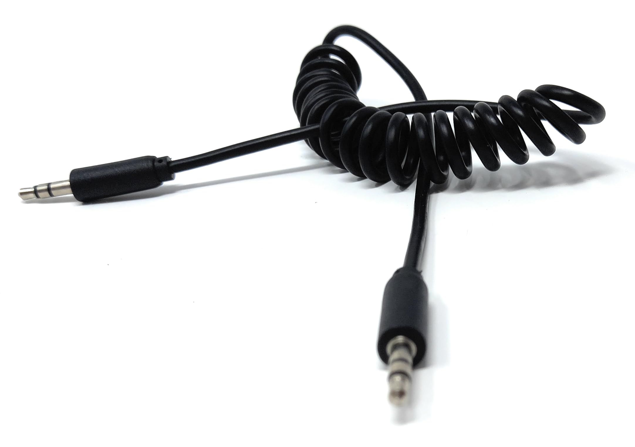 DRUT Coiled 3.5mm to 3.5mm Male to Male Stereo TRS Cable for Car Stereo Smartphone Tablet MP3 Player