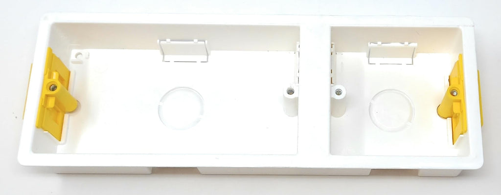 3 Gang (2 1) Dry Lining Back Plasterboard Box, Pattress Box with Adjustable Lugs 35mm, for Faceplate