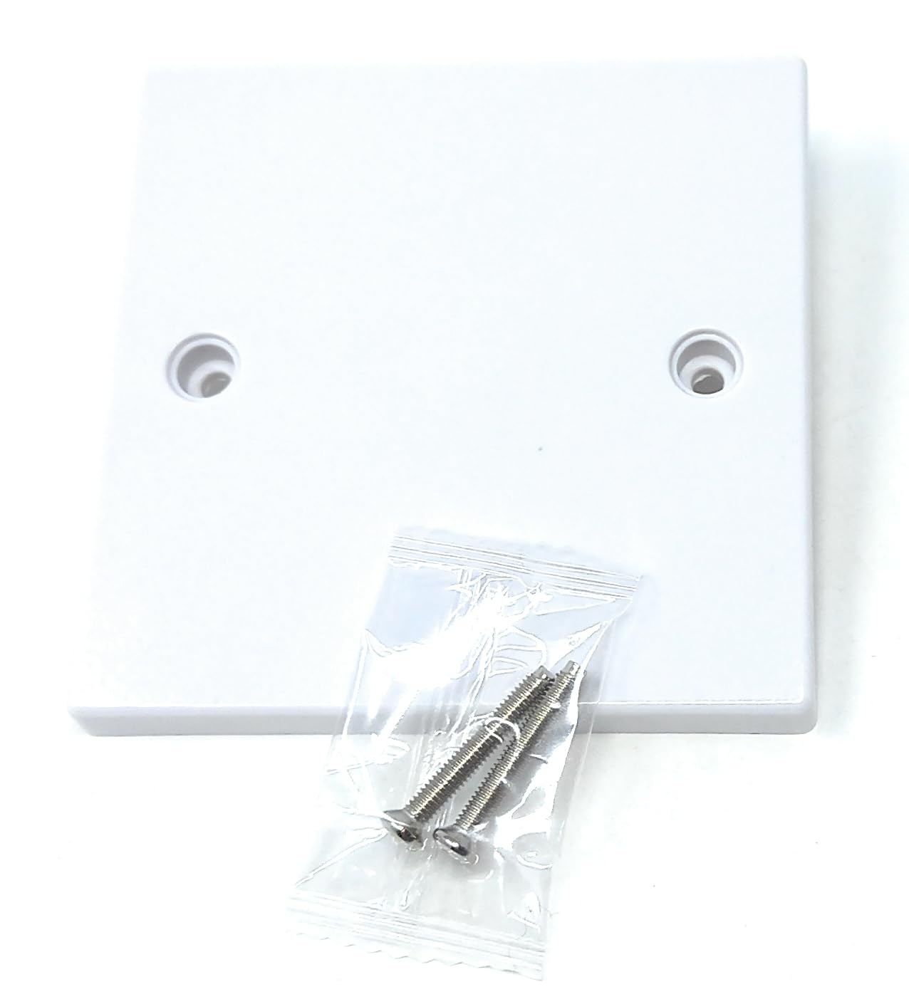 Single Blanking Plate Cover for Electrical Sockets Back Box White Finish, With Screws (86mm x 86mm)