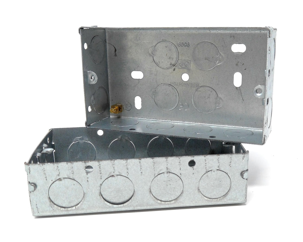 Double Metal Back Box 35mm Depth Steel Electrical Pattress Wall Box Flush-Mount Housing for Double Sockets & Switches With Earth Terminal