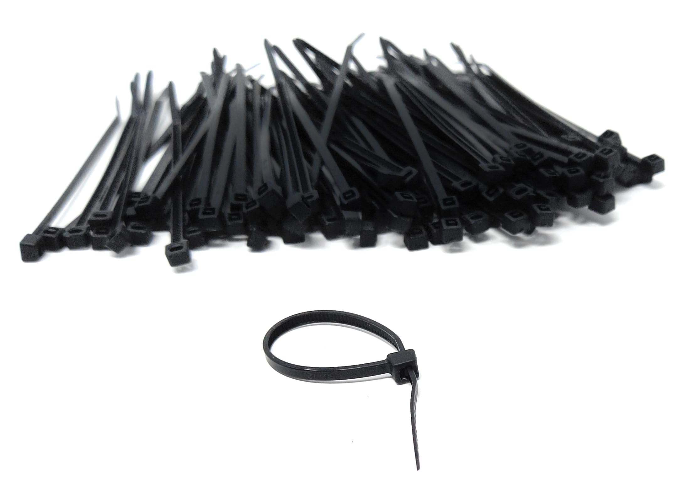 Nylon Cable Ties, 100mm x 2.5mm, Pack of 100, Plastic Zip Tie Wraps, Self-Locking